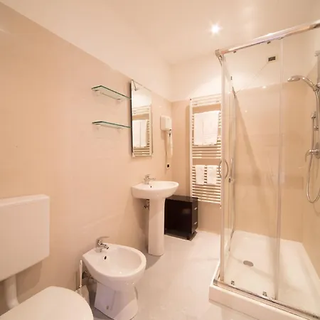 Globo Suite-correnti 3*