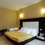 Globo Suite-correnti 3* San Remo