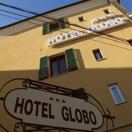 Globo Suite-correnti מלון סנרמו