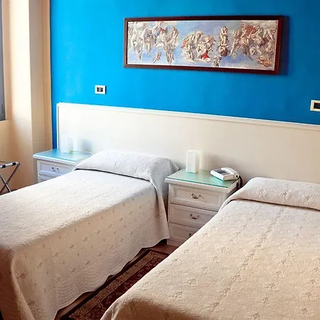 מלון Globo Suite-correnti