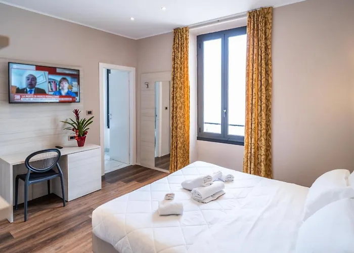 Globo Suite-correnti Hotel 3*