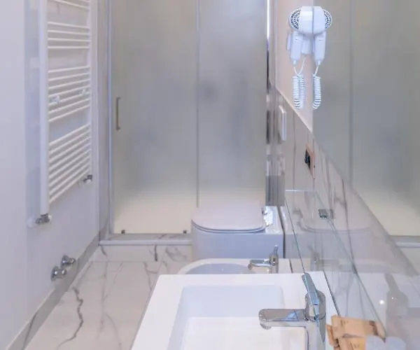 Szálloda Globo Suite-correnti 3*