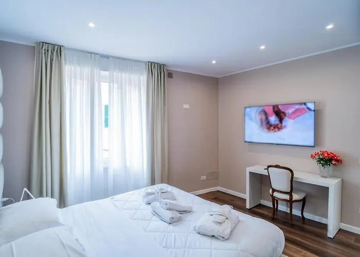 Szálloda Globo Suite-correnti San Remo