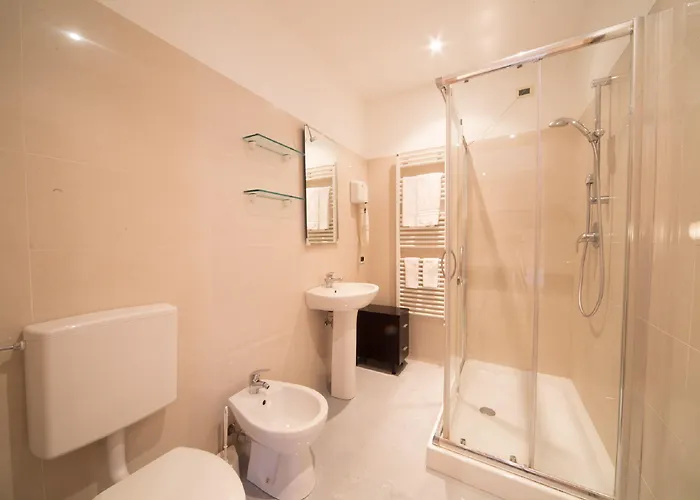 Szálloda Globo Suite-correnti San Remo