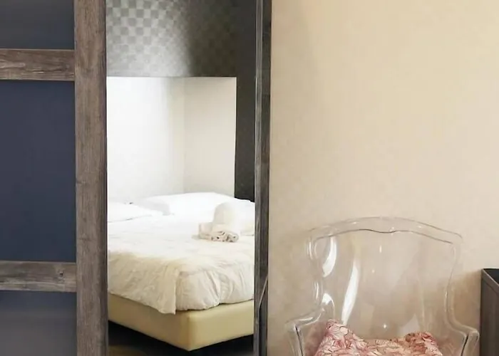 Globo Suite-correnti Szálloda