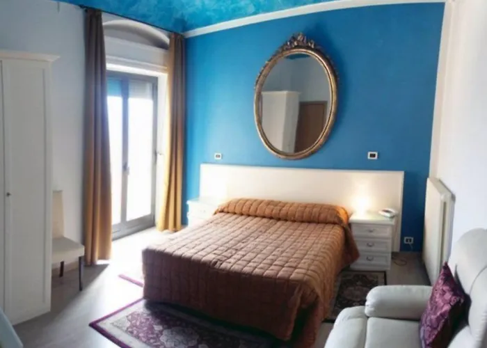 Globo Suite-correnti Szálloda San Remo