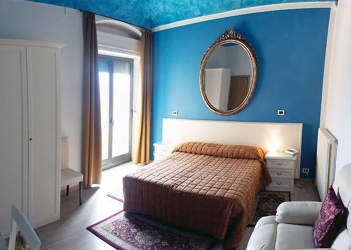 Globo Suite-correnti Szálloda